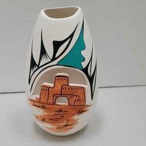 L Toya Pueblo Pottery Vase Jemez New Mexico Open Front Signed